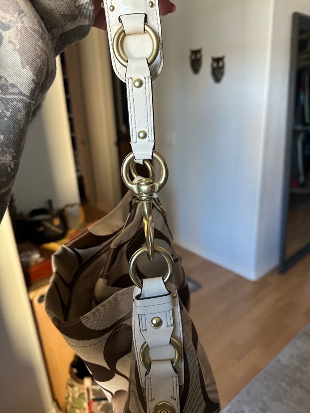 Coach Beige and Tan Signature Canvas Hobo Shoulder Bag - Picture 6 of 6